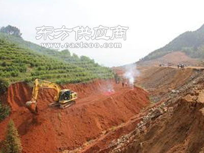 土石方工程施工 一級(jí)資質(zhì)企業(yè)萬江與騰鵬的專業(yè)優(yōu)勢(shì)